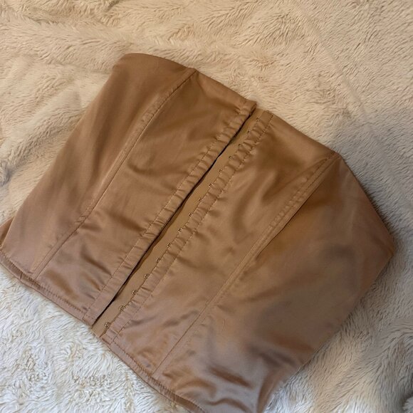 Cailyn Corset Top superdown - Picture 2 of 4